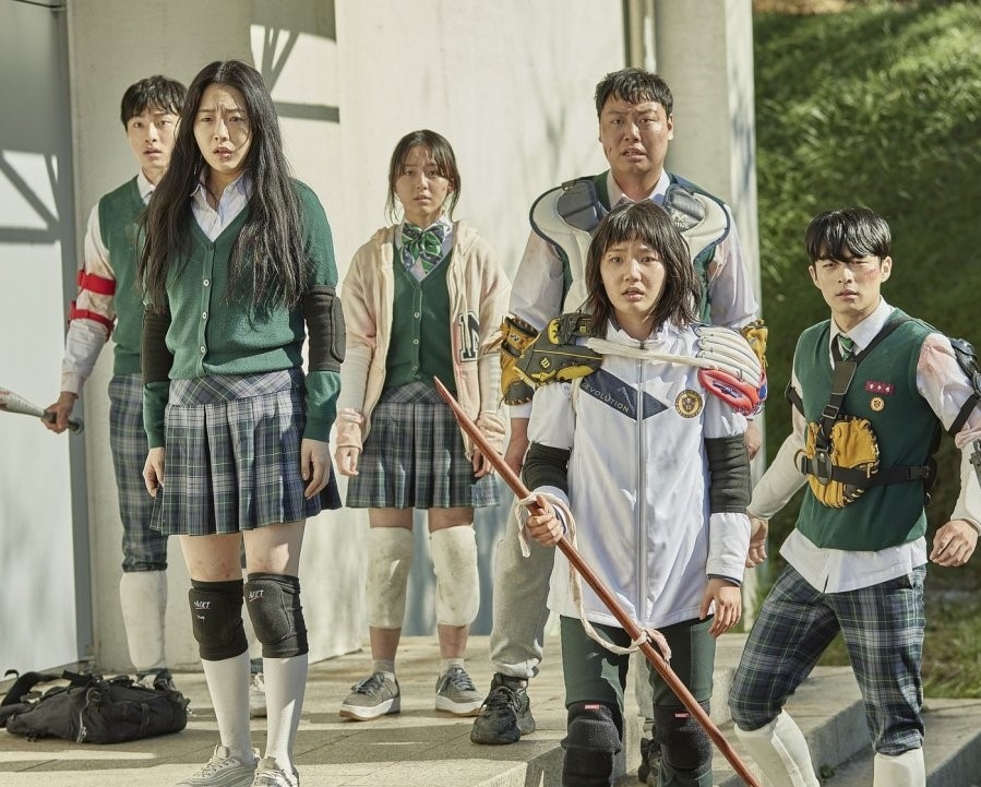 "All Of Us Are Dead" Netflix'te 1 Numara Oldu + Netizen Yorumları