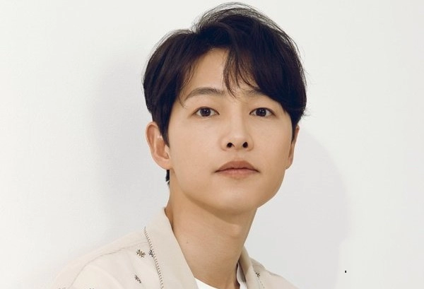 Song Joong Ki Yaklaşan Film "Ro Ki Wan"da Yer Alabilir